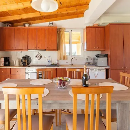 Iliana-porto Heli Holiday home Rozaiika