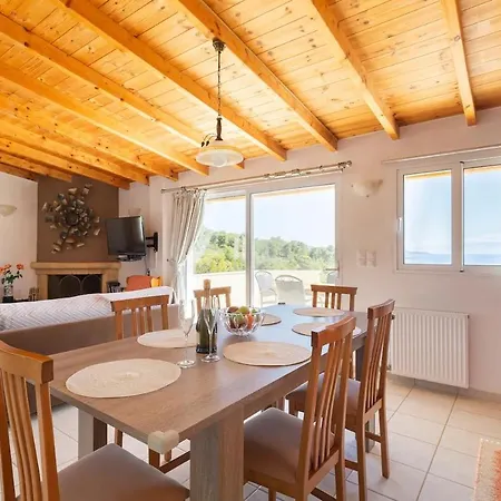 Iliana-porto Heli Holiday home *